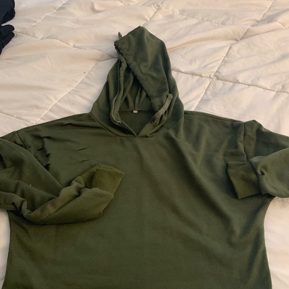 5.00 each really need the space - Picture 3 of 9